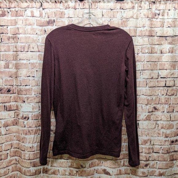 Carhartt Long Sleeve T-shirt V-Neck Size XS (0-2) - Picture 6 of 10